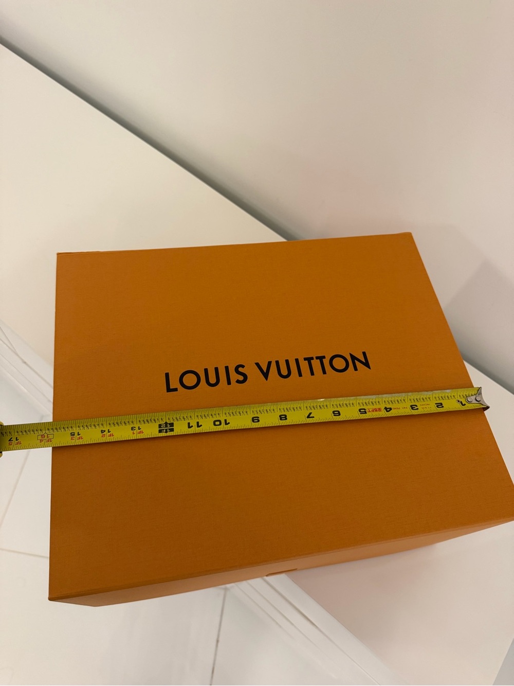 Louis Vuitton Orange Box with Black Logo - Picture 6 of 6